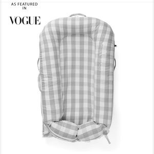 Dockatot Deluxe+ Stone Gingham